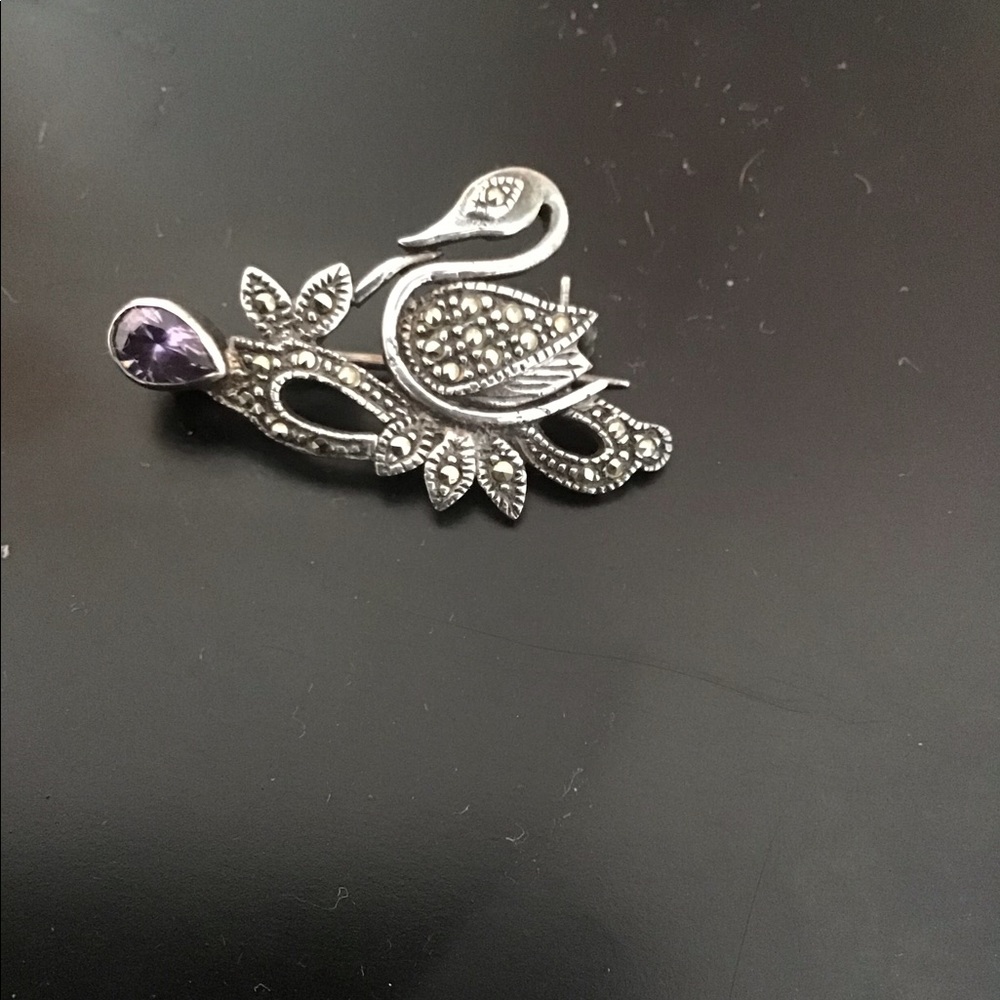 Sterling silver swan pin